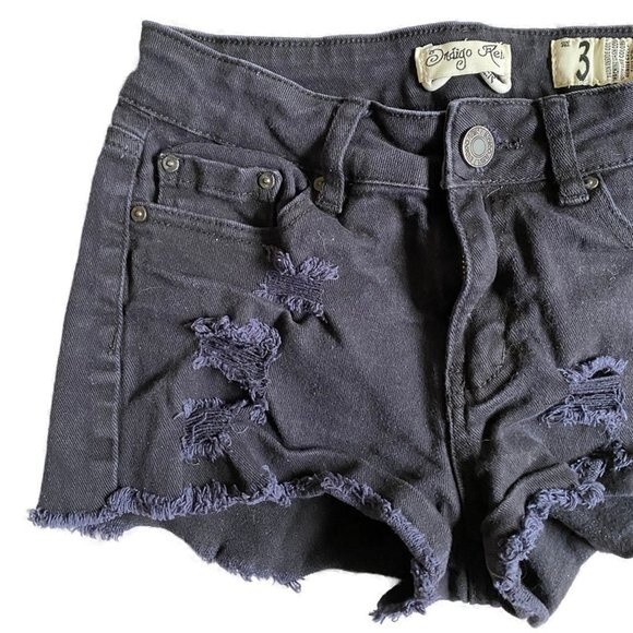Indigo Rein Forever Distressed Dark Blue Jean Shorts Size 3 (Juniors) Grunge - Picture 2 of 6